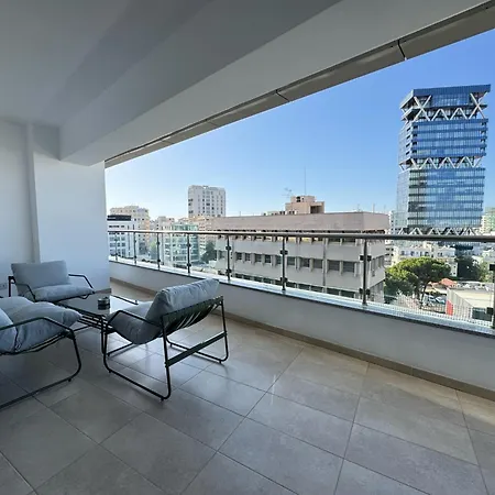 In - Spacious Balcony * ニコシア