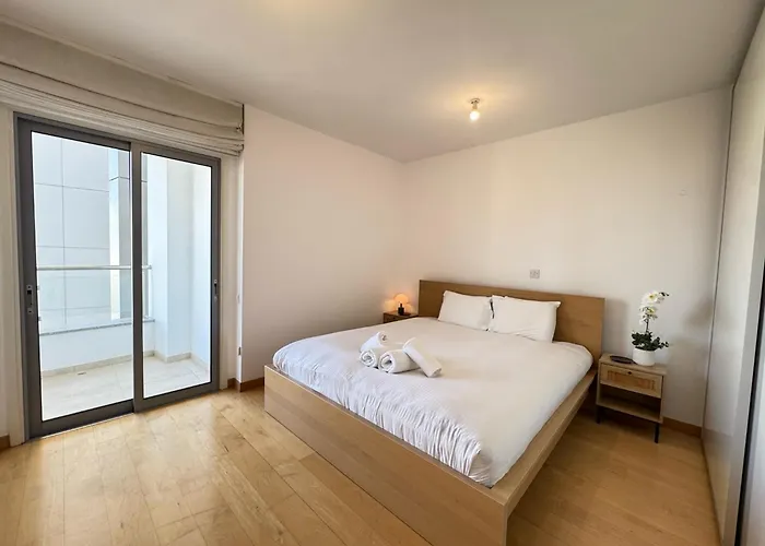 Apartmán In - Spacious Balcony Nikósie