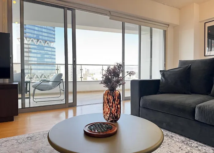 In - Spacious Balcony * Nicosie